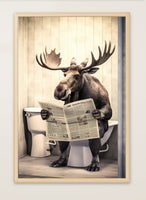 Elch sitzt auf der Toilette und liest eine Zeitung, Poster für Bad oder Toilette, (inkl. Versand)-B&B Shop - 2000 Stockerau