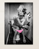 Rosalie sitzt auf der Toilette Poster für Bad oder Toilette, (inkl. Versand)-B&B Shop - 2000 Stockerau